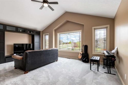 7 Sunset Way, Cochrane, AB - Indoor
