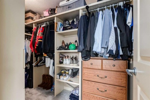 7 Sunset Way, Cochrane, AB - Indoor With Storage