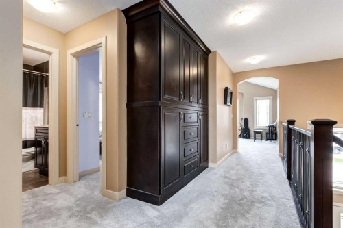 7 Sunset Way, Cochrane, AB - Indoor Photo Showing Other Room