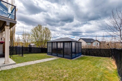 7 Sunset Way, Cochrane, AB - Outdoor