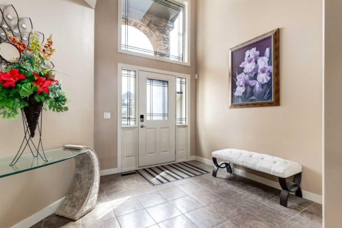 7 Sunset Way, Cochrane, AB - Indoor Photo Showing Other Room