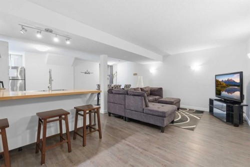1420 Marlyn Way Ne, Calgary, AB - Indoor Photo Showing Living Room
