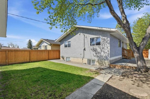 1420 Marlyn Way Ne, Calgary, AB - Outdoor