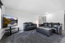 1420 Marlyn Way Ne, Calgary, AB  - Indoor Photo Showing Living Room 