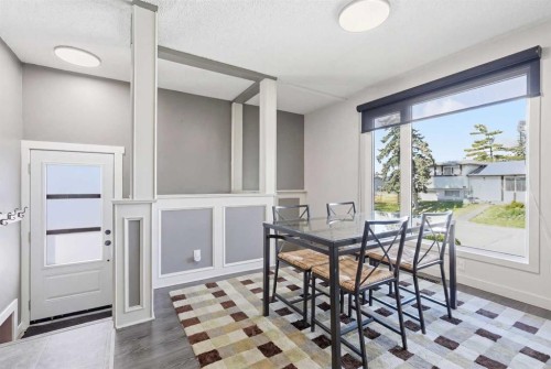 1420 Marlyn Way Ne, Calgary, AB - Indoor