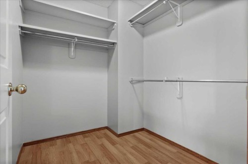 100 Macewan Park Manor Nw, Calgary, AB - Indoor With Storage