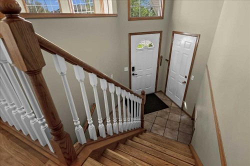 100 Macewan Park Manor Nw, Calgary, AB - Indoor Photo Showing Other Room