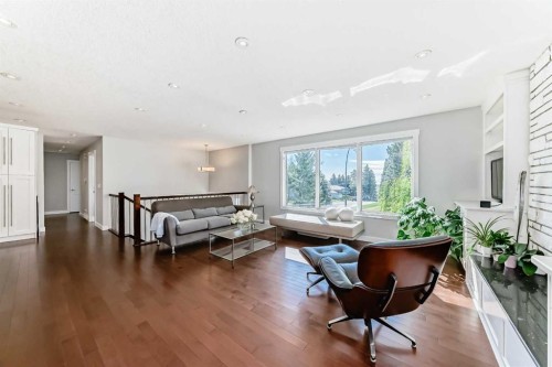 47 Coleridge Crescent Nw, Calgary, AB - Indoor Photo Showing Other Room