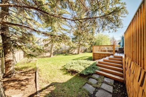 47 Coleridge Crescent Nw, Calgary, AB - Outdoor