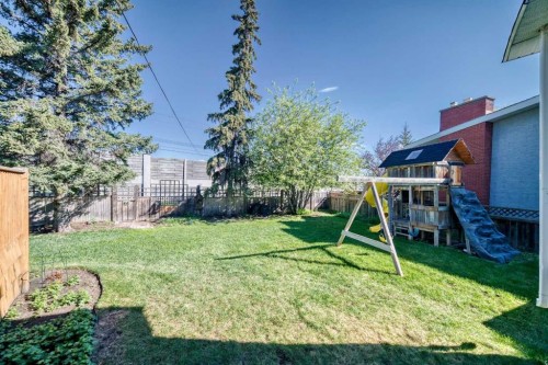 47 Coleridge Crescent Nw, Calgary, AB - Outdoor