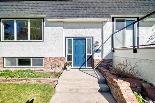 47 Coleridge Crescent Nw, Calgary, AB - Outdoor