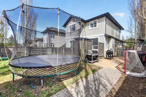 35 Crestmont Drive Sw, Calgary, AB 
