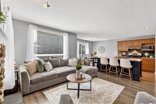 35 Crestmont Drive Sw, Calgary, AB 