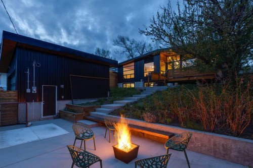 4427 Charleswood Drive Nw, Calgary, AB - Outdoor With Deck Patio Veranda With Exterior