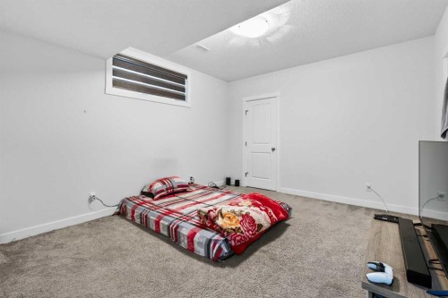 49 Redstone Heath Ne, Calgary, AB - Indoor Photo Showing Bedroom