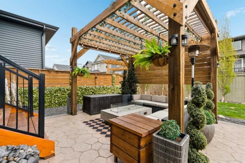 630 Kingsmere Way Se, Airdrie, AB - Outdoor With Exterior