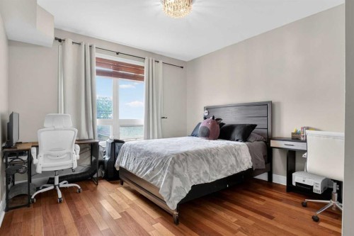 205-2 14 Street Nw, Calgary, AB - Indoor Photo Showing Bedroom