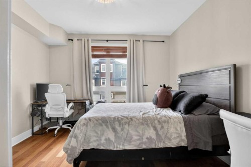 205-2 14 Street Nw, Calgary, AB - Indoor Photo Showing Bedroom