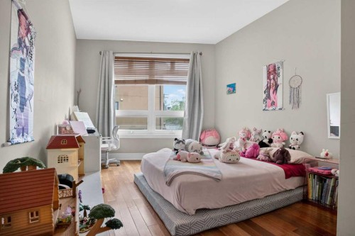 205-2 14 Street Nw, Calgary, AB - Indoor Photo Showing Bedroom
