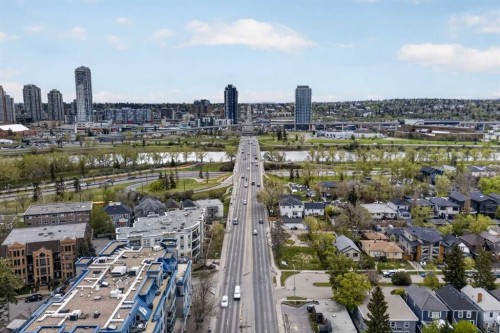 205-2 14 Street Nw, Calgary, AB - Outdoor With View