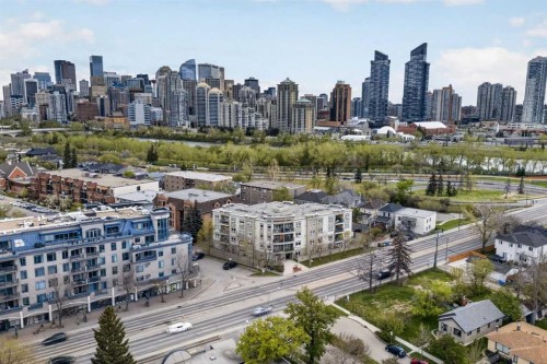 205-2 14 Street Nw, Calgary, AB - Outdoor With View