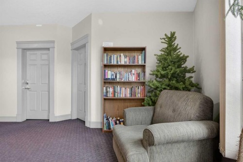 205-2 14 Street Nw, Calgary, AB - Indoor