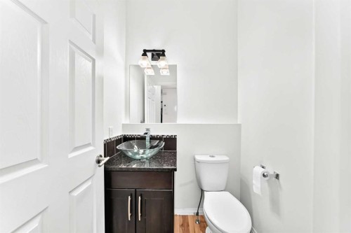 6 Cougarstone Crescent Sw, Calgary, AB - Indoor Photo Showing Bathroom