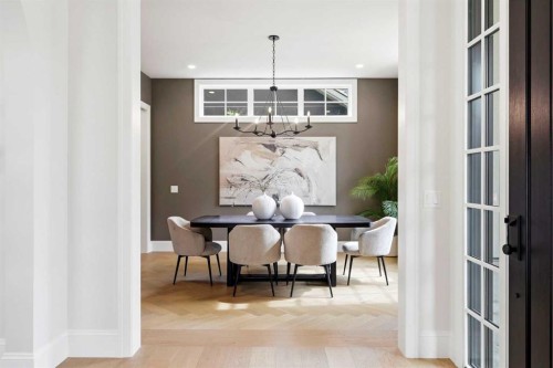 703 35 Street Nw, Calgary, AB - Indoor Photo Showing Dining Room
