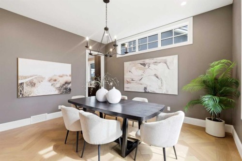 703 35 Street Nw, Calgary, AB - Indoor Photo Showing Dining Room