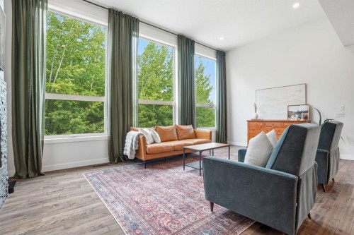 37 Walden Park Se, Calgary, AB - Indoor Photo Showing Living Room