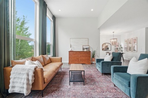 37 Walden Park Se, Calgary, AB - Indoor Photo Showing Living Room