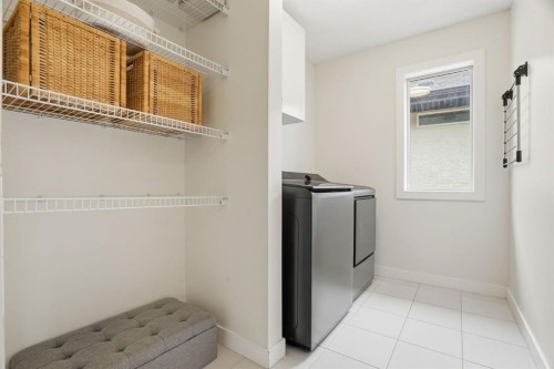 37 Walden Park Se, Calgary, AB - Indoor Photo Showing Laundry Room