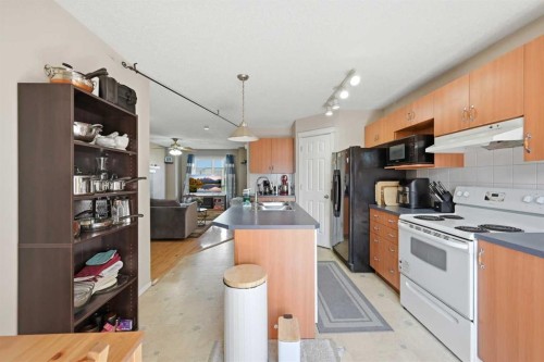 6 Saddlemont Way Ne, Calgary, AB 