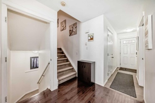 65 Spring Meadows Bay, Okotoks, AB - Indoor Photo Showing Other Room