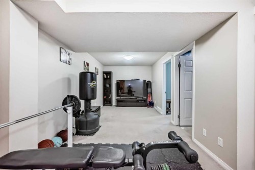 65 Spring Meadows Bay, Okotoks, AB - Indoor