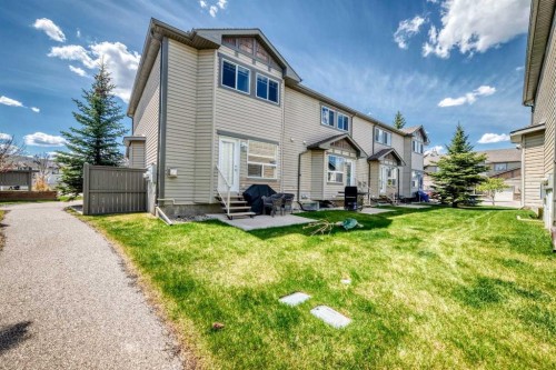 65 Spring Meadows Bay, Okotoks, AB - Outdoor