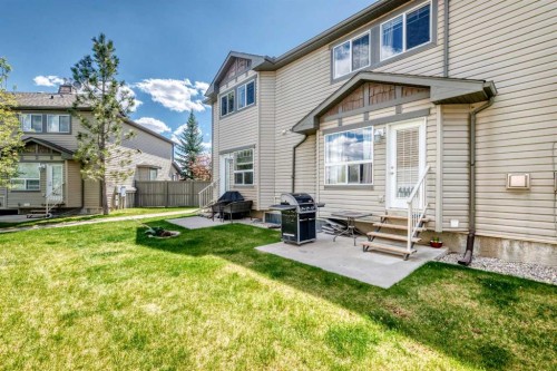 65 Spring Meadows Bay, Okotoks, AB - Outdoor