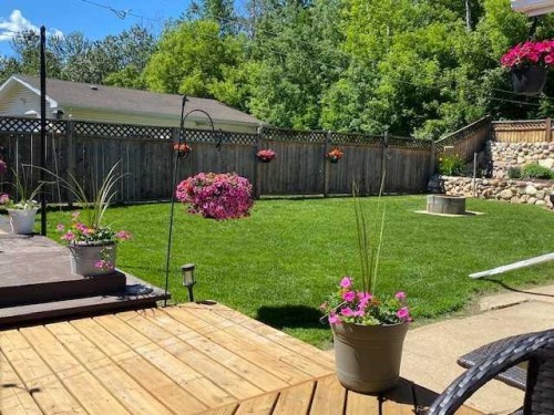 18 Moberly Crescent, Fort Mcmurray, AB - Outdoor With Deck Patio Veranda With Backyard