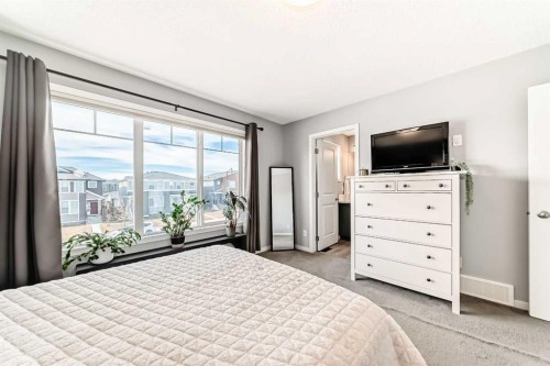 196 Dawson Drive, Chestermere, AB - Indoor Photo Showing Bedroom