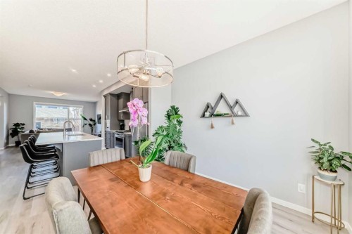 196 Dawson Drive, Chestermere, AB - Indoor Photo Showing Dining Room