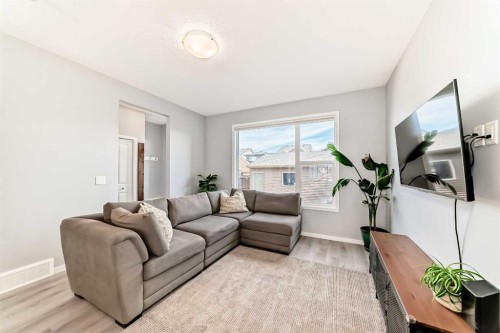 196 Dawson Drive, Chestermere, AB - Indoor Photo Showing Living Room