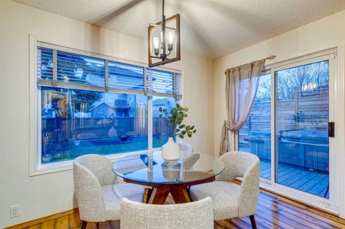 268 Mt Brewster Circle Se, Calgary, AB - Indoor