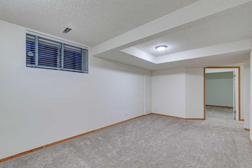 268 Mt Brewster Circle Se, Calgary, AB - Indoor Photo Showing Other Room