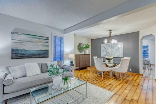 268 Mt Brewster Circle Se, Calgary, AB - Indoor