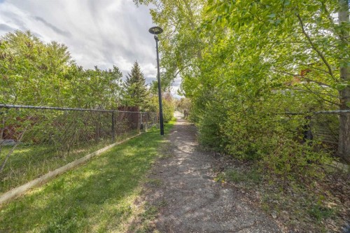 6716 Ranchview Drive Nw, Calgary, AB - Outdoor