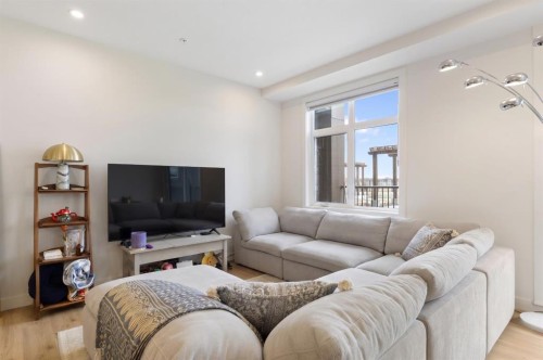 6103-200 Seton Circle Se, Calgary, AB - Indoor Photo Showing Living Room