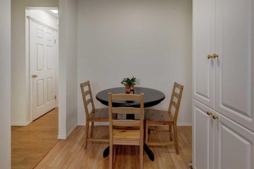 10-707 Westmount Drive, Strathmore, AB - Indoor Photo Showing Dining Room