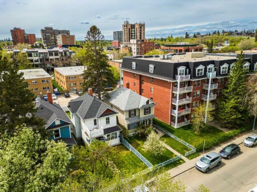 317 21 Avenue Sw, Calgary, AB - Outdoor With View