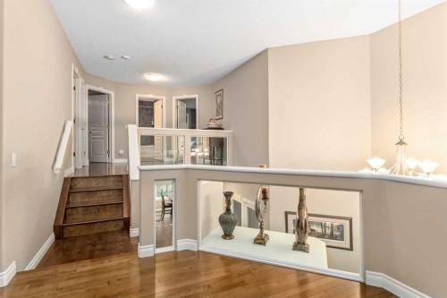1733 Evergreen Drive Sw, Calgary, AB - Indoor Photo Showing Other Room