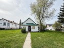 2031 18 Avenue, Bowden, AB  - Outdoor With Deck Patio Veranda 